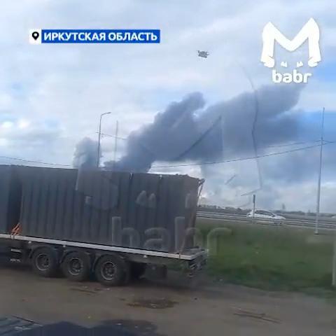 <p>Rusya’nın Murmansk, Ryazan, İrkutsk ve İvanovo askeri havaalanlarına Ukrayna dronlarının saldırdığı belirtildi</p>