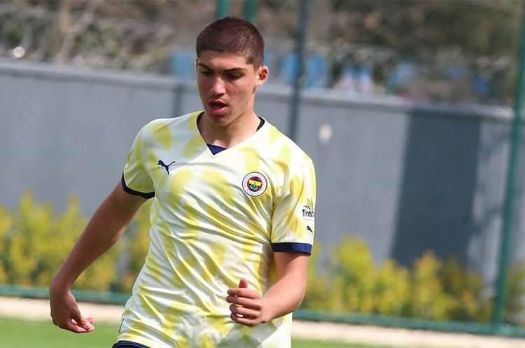 <p>91 - Yusuf Akçiçek / Fenerbahçe</p>