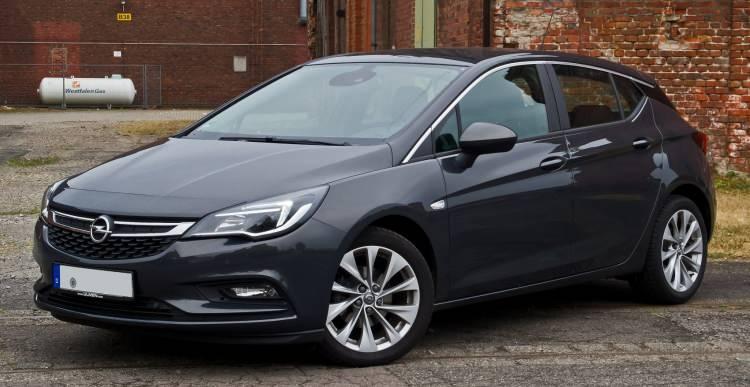 <p><span style="color:#B22222"><strong>Opel Astra</strong></span></p>
<p> </p>
<p>454.378 adet</p>