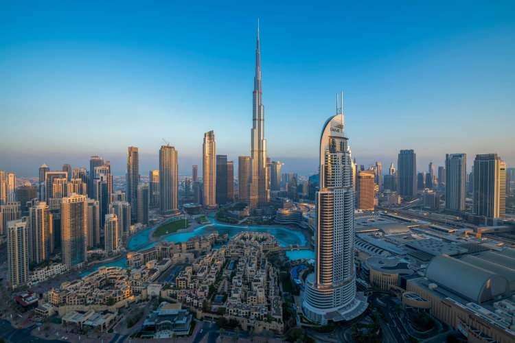 <p><span style="color:inherit"><strong><span style="color:rgb(178, 34, 34)">BURJ KHALIFA</span></strong></span></p>
<p> </p>
<p> </p>
<p><strong>BİRLEŞİK ARAP EMİRLİKLERİ</strong></p>
<p> </p>
