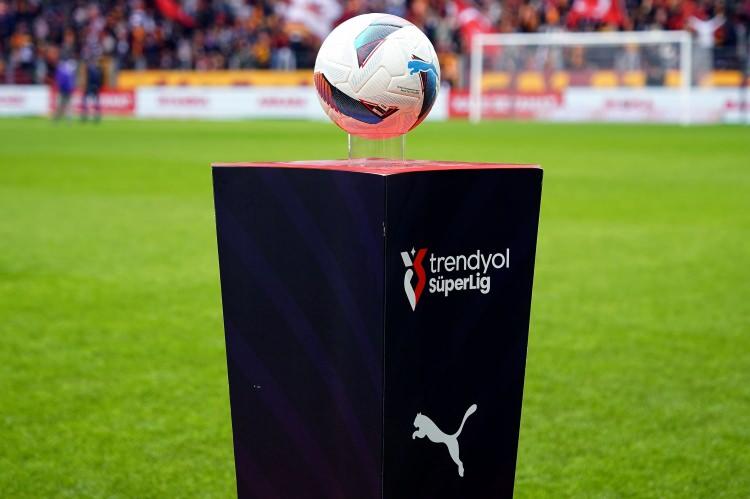 <p>Süper Lig'de Galatasaray'ın şampiyon olduğu 2024-25 sezonunda Adana Demirspor, Hatayspor, Sivasspor ve Bodrum FK küme düştü. </p>