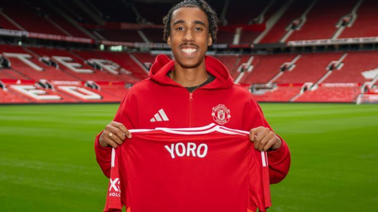 <p>12 - Leny Yoro / Manchester United</p>
