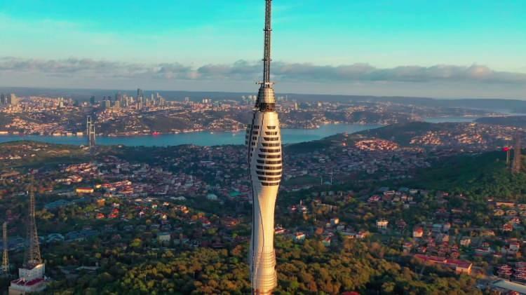<p>Şu an Kocaeli, Bursa ve Tekirdağ'da da kule çalışma faaliyetimizi devam ettiriyoruz. 30 büyükşehirde başta olmak üzere bunların tamamında bizim kule yapma ve yayınları birleştirme ve onların çalışmalarını da tamamlama projelerimiz var.</p>