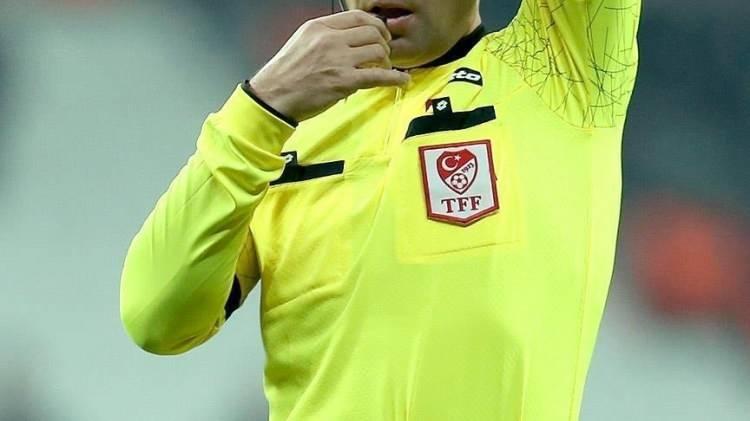 <p>Ancak bir hakem, diğerlerine karşın tam 8 kez görev aldı. İşte, Süper Lig'de bu sezon VAR olarak atanan yabancı hakemler.</p>