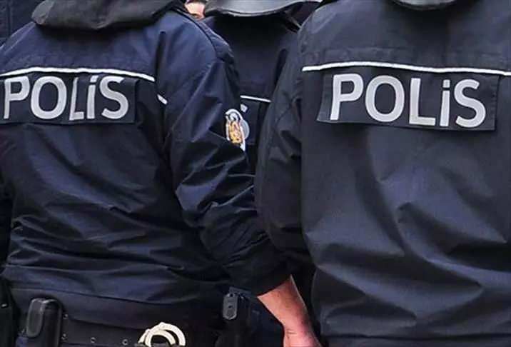 <p><strong>Polis Memuru</strong></p>

<p> </p>

<p>Zam Oranı: 14%</p>

<p>Derece: 8/1</p>

<p>2025 Temmuz-Aralık Maaş: 67 bin 189 TL</p>
