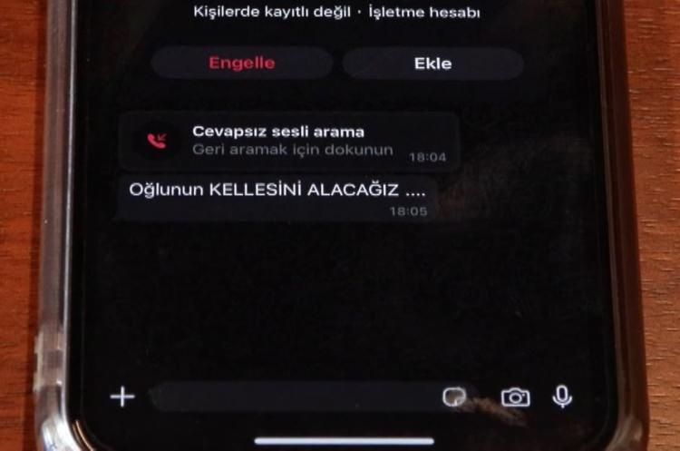 <p>‘ŞİKAYETÇİ OLMADIĞI İÇİN TUTUKLULUK SÜRECİM OLMADI’</p>
<p>Aktan, "Sonra ben diğer vagona götürüldüm. Diğer vagondan çıktıktan sonra ben normalde Süreyya Plajı'na inecektim. İnanın normalde beyefendinin Süreyya Plajında ineceğini bilseydim olay uzamasın diye bir durak önce veya bir durak sonra inerdim. Ben de indikten sonra bir baktım ki beyefendi orada. Yoluma devam edeceğim. Bulaşmadan merdivenden gideceğim. Burnumu tutuyordu zaten videolarda da gözüküyor. Bana böyle kafa sallayaraktan tehditvari bir hareketle görüşeceğiz dedi. Kamuoyunda tehdit etmişim gibi anlaşıldı. Çok yanlış anlaşılmış bir fotoğrafım var. Burada normalde ben hiçbir şekilde orada tehdit olarak onu yapmadım.</p>