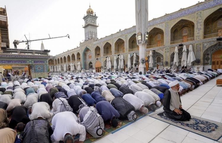 <p>Suudi Arabistan, bugünün Zilhicce ayının ilk günü olduğunu, Kurban Bayramı'nın da 6 Haziran'da başlayacağını duyurdu.</p><p> </p>