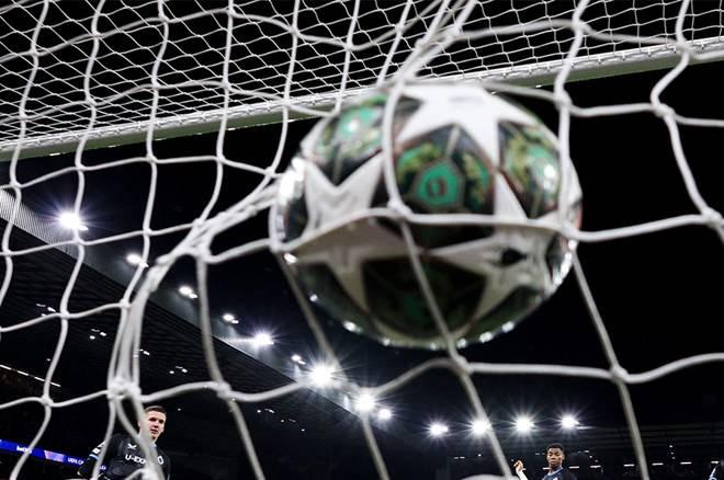 <p>UEFA, liglerde sezonun tamamlanmasının ardından kulüpler sıralamasının yeni güncellemesini yayınladı. İşte güncel sıralama</p>