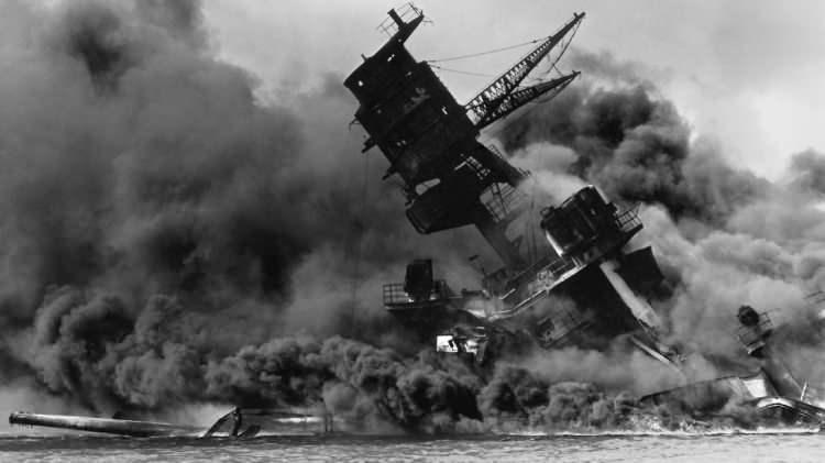 <p><span style="color:#B22222"><strong>PEARL HARBOR'A BENZETİLDİ!</strong></span></p>

<p> </p>

<p>Haberde, bu saldırının etkisinin 1941’de Japonya’nın Pearl Harbor Baskını’na benzetildiği ifade edildi.</p>
