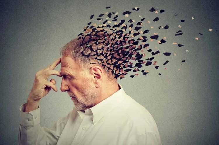 <p>ABD'de yürütülen çalışmada, Alzheimer teşhisi için kan plazmasında bulunan amiloid beta 42/40 ve p-tau217 proteinleri incelendi. </p>