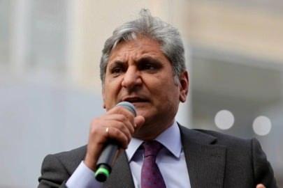 <p>Yıldız, bu konuyla ilgili İmamoğlu’yla görüştüğünü, talepte sıkıntı görülmediğini şirket ve iştirak açısından bir sıkıntı olmayacaksa talebin karşılanabileceği şu anda hayatta olmayan eski İSTAÇ Genel Müdürü Mustafa Canlı’ya ilettiğini anlattı.</p>