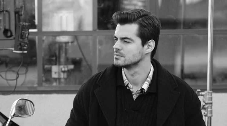 <p><span style="color:#800080"><strong>TATİL SEZONUNU AÇTI</strong></span></p>
