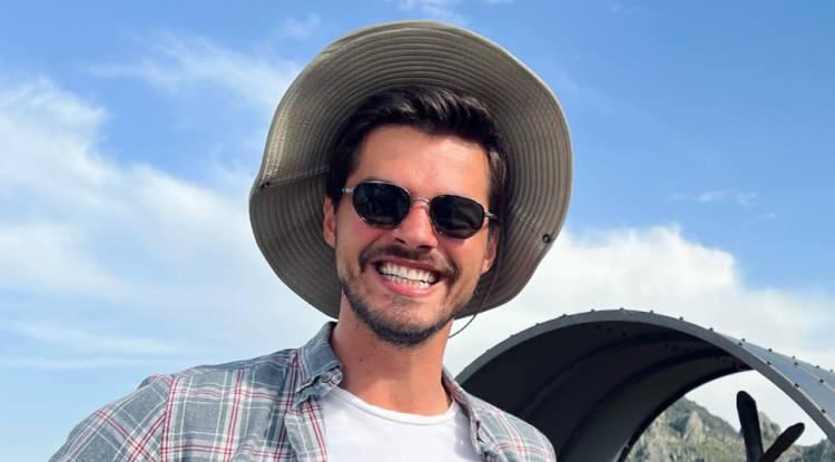 <p>Şarampole devrilen ara&ccedil;, birka&ccedil; kez takla atmıştı.</p>
