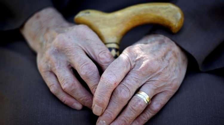 <p>Oakley, testin sadece Alzheimer değil, diğer demans türleriyle ilişkili bilişsel gerileme nedenlerini ayırt etmede de yardımcı olabileceğini belirtti. </p>