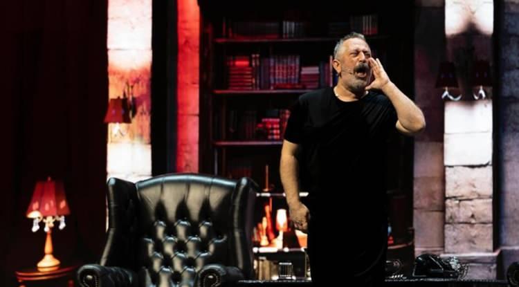<p>Cem Yılmaz, yaklaşık 1 yıldır CMXXIV adlı gösterisiyle ABD ve Avrupa turnesindeydi.</p>
