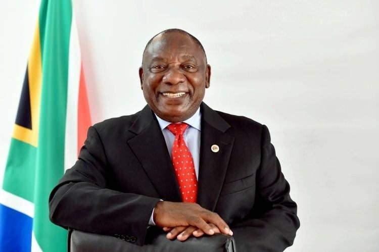 <p><strong><span style="color:#B22222">RAMAPHOSA </span>| KAPKEK | Cupcake)</strong></p>
<p> </p>
<p><strong>Güney Afrika Devlet Başkanı</strong></p>