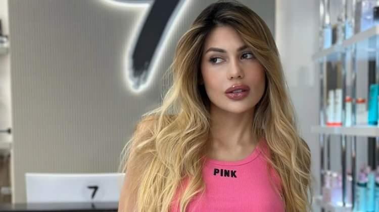 <p>Ayrıca Candan'ın iki kez kalbi durduğu da gündeme geldi.</p>

<p> </p>
