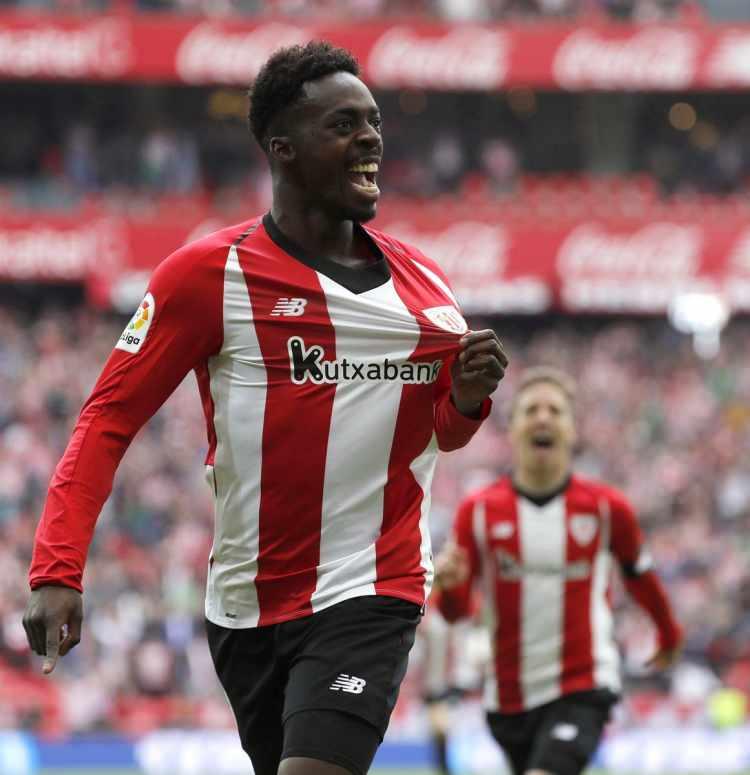<p>Daha önce de Galatasaray'ın gündemine gelen Williams, Sarı-kırmızılı takıma yeşil ışık yakmıştı.<br />
<br />
Galatasaray Sane, Coman ve Inaki Williams'tan birini kadrosuna katmayı planlıyor.<br />
<br />
(FOTOMAÇ)</p>

