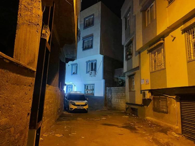 <p>Olay, dün (6 Haziran) gece saatlerinde 75’inci Yıl Mahallesi’nde meydana geldi.</p>