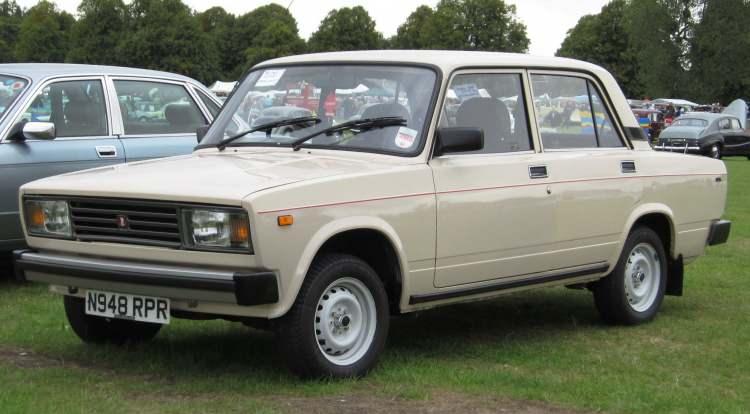 <p><strong><span style="color:#B22222">LADA CLASSIC </span> |  17,7 MİLYON</strong></p>

<p> </p>

<p><strong>1970 | Rusya</strong></p>
