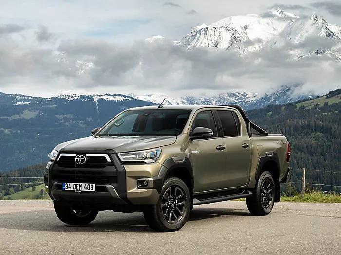 <p><strong><span style="color:#B22222">TOYOTA HILUX </span> | 18 MİLYON</strong></p>
<p> </p>
<p><strong>1968 | Japonya</strong></p>