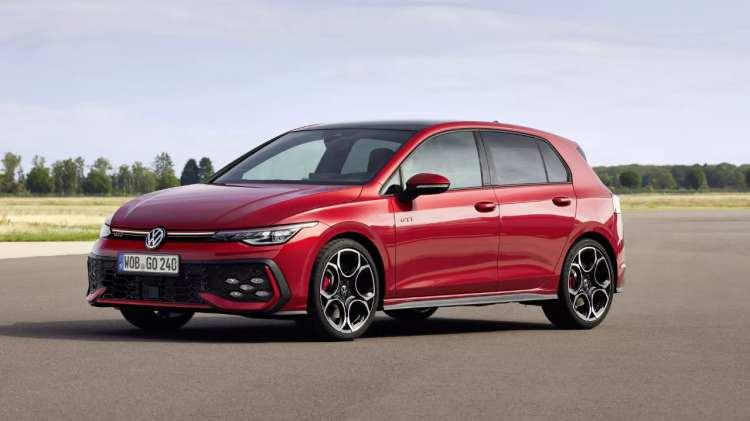 <p><strong><span style="color:#B22222">VOLKSWAGEN GOLF  </span>|  25 MİLYON</strong></p>

<p> </p>

<p><strong>1974 |  Almanya</strong></p>

<p> </p>
