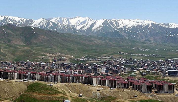 <p>Hakkari Yüksekova nüfusu 121.969</p>

<p> </p>
