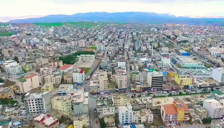 <p>Adıyaman Kahta nüfusu 132.303</p>
<p> </p>