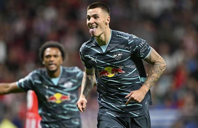 <p>16- Benjamin Šeško (RB Leipzig) - 113.5 milyon Euro</p>
