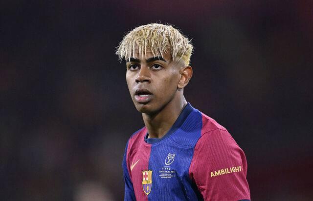 <p>1- Lamine Yamal (Barcelona) - 402.3 milyon Euro</p>
