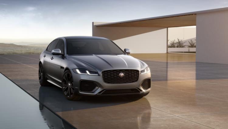 <p>Jaguar XE ve XF</p>

<p> </p>

