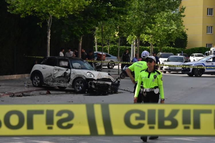 <p>İhbar üzerine adrese polis ve sağlık ekibi sevk edildi. </p>