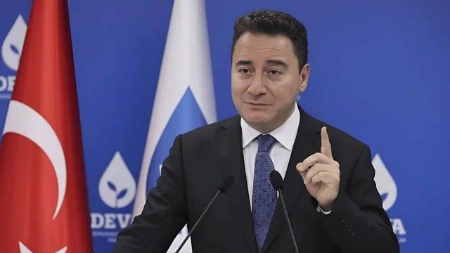 <p>DEVA Partisi Genel Başkanı Ali Babacan, bayramı Ankara'da ailesiyle geçirecek.</p>
