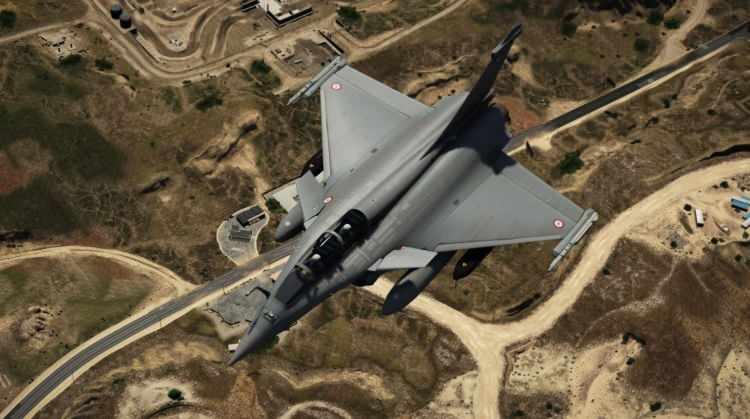 <p><strong>MESAFE: </strong>3.700 KM (HARİCİ YAKIT TANKLARIYLA)</p>