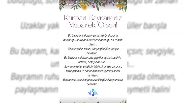 <p><span style="color:rgb(128, 0, 0)"><strong>SİNAN ÖZEN</strong></span></p>

<p><span style="color:rgb(0, 0, 0)"><em><strong>"Kurban Bayramınız Kutlu Olsun </strong></em></span></p>

<p><span style="color:rgb(0, 0, 0)"><em><strong>Bu bayram; kalplerin yumuşadığı, duaların buluştuğu, sofraların bereketle dolduğu bir zaman olsun…<br />
Uzaklar yakın olsun, dargın gönüller barışla buluşsun…<br />
Bu bayram, kalplerinizde çiçekler açsın; sevgiyle, umutla, neşeyle dolsun…<br />
Bayramın ruhu; sevdiklerinizle bir arada olmanın, paylaşmanın ve hatırlamanın en kıymetli halini yaşatsın.</strong></em></span></p>

<p><span style="color:rgb(0, 0, 0)"><em><strong>Bayramınız, çocukluğumuzdaki o güzel bayramlara benzesin…"</strong></em></span></p>
