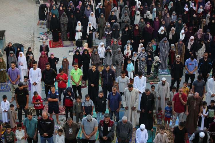 <p>Siyasiler, Kurban Bayramı için sosyal medya hesaplarından kutlama mesajı yayınladı.</p>
<p> </p>
<p>7 Ekim 2023'ten bu yana İsrail zulmünün yaşandığı Gazze'nin de unutulmadığı mesajlarda ülkemiz için birlik ve beraberlik vurgusu yapıldı. </p>
<p> </p>