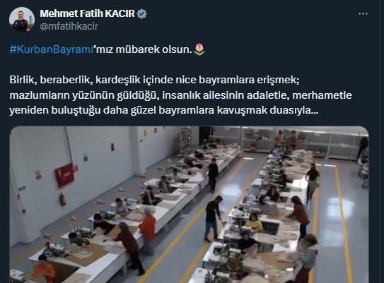 <p><em><strong>Kurban Bayramı'mız mübarek olsun. Birlik, beraberlik, kardeşlik içinde nice bayramlara erişmek; mazlumların yüzünün güldüğü, insanlık ailesinin adaletle, merhametle yeniden buluştuğu daha güzel bayramlara kavuşmak duasıyla…</strong></em></p>
