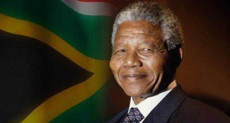 <p><strong><span style="color:#B22222">NELSON MANDELA  </span>|  KHULU</strong></p>

<p> </p>

<p><strong>Anlamı: </strong>Büyük, üstün, görkemli anlamına gelir </p>

<p> </p>

<p><strong>Eski Güney Afrika Başkanı</strong></p>
