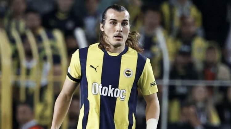<p>Çağlar Söyüncü <br />
<br />
Yaş: 29<br />
<br />
Kulüp: Fenerbahçe<br />
<br />
Mevki: Stoper<br />
<br />
Piyasa değeri: 7 milyon Euro</p>
