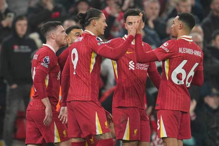 <p>4-) Liverpool (125.500 puan)</p>