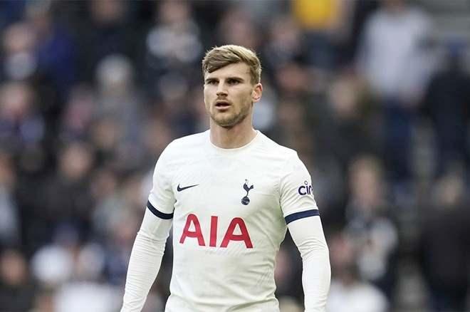 <p> Werner için harekete geçti. Solskjaer'in de transfer için onay verdiği belirtildi.<br />
<br />
(FANATİK)</p>
