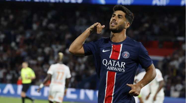 <p>Toplam değerleri 115 Milyon Euro'yu bulan dört yıldız <strong>(Muani - 30 milyon euro, Ramos - 40 milyon euro, Asensio - 20 milyon euro, Lee - 25 milyon euro)</strong> için ısrarcı olan Fenerbahçe'nin ilerleyen günlerde PSG ile masaya oturması bekleniyor.<br />
<br />
<strong>(TAKVİM)</strong></p>