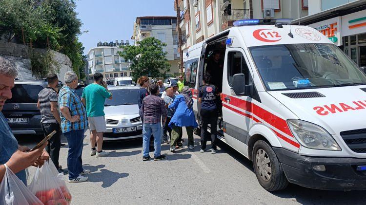 <p><span style="color:#A52A2A"><strong>NEDENİ ORTAYA ÇIKTI </strong></span></p>
<p>Çocuğun iğne korkusu nedeniyle ambulansa binmek istemediği belirtildi.</p>