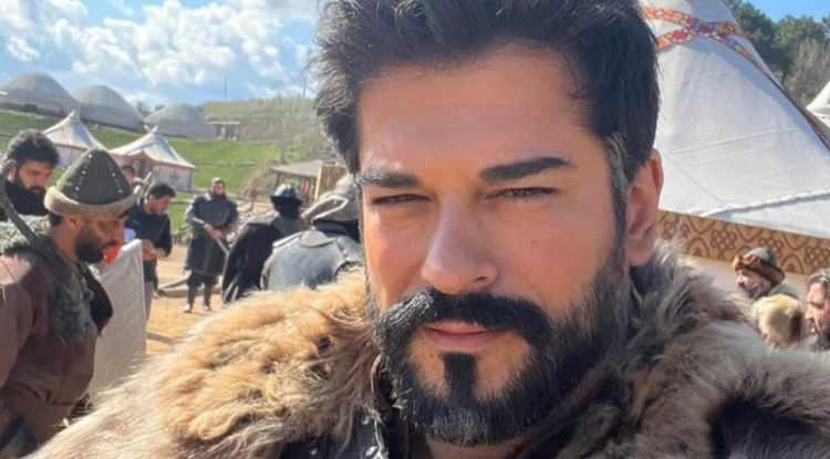 <p>Özellikle yatırımlarıyla oldukça ilgi gören Özçivit, son dönemde Bodrum Gümüşlük'teki arazisine 3 villa yaptırmıştı.</p>