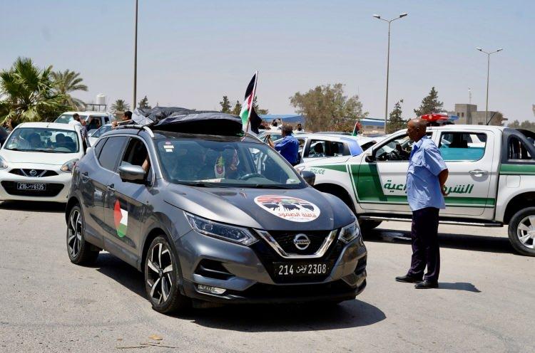 <p>Mağrib Direniş Konvoyu’nun Trablus’tan geçeceği haberini alan çok sayıda Libyalı, Libya ve Filistin bayraklarıyla Şehitler Meydanı'nda toplandı.</p>
<p> </p>