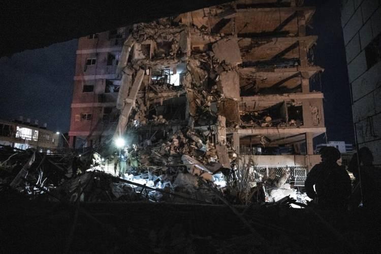<p>İsrail Ordu Sözcüsü Sözcüsü Avichay Adraee, X hesabından yaptığı paylaşımda, silah fabrikaları ve çevresinin tahliye edilmesini istedi.</p>
<p> </p>