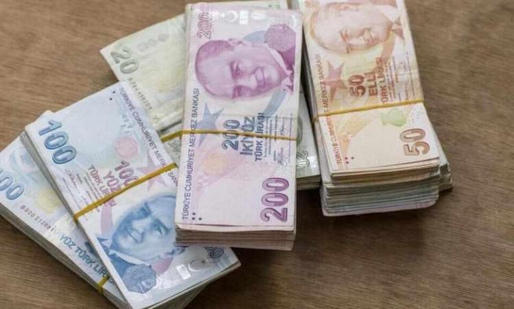 <p><strong>HALKBANK</strong></p>
<p> </p>
<p>Halkbank, maaşını 3 yıl boyunca bankadan almayı taahhüt eden SGK emeklilerine 12 bin TL’ye kadar promosyon ödemesi yapıyor. </p>