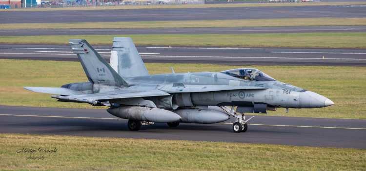 <p> Bu uçaklar, özellikle Kuzey Amerika Hava Savunma Komutanlığı (NORAD) için kritik bir rol oynuyor. Uçuş ömrü, Hornet Uzatma Programı (HEP) kapsamında geçici olarak uzatılmış olsa da yerlerini F-35’ler alacak.</p>
