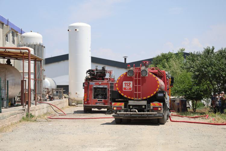 <p>Edinilen bilgiye göre, dolum esnasında meydana gelen patlamada 3 kişi gazdan etkilendi. </p>