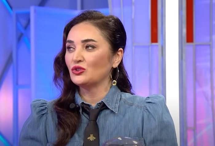 <p><span style="color:#000000"><strong>Başarılı oyunculuk performansıyla yıllardır ekranların sevilen yüzlerinden biri haline gelen Fadik Sevin Atasoy, uzun süre sakladığı meme kanseri mücadelesini ve acı dolu sürecini ilk kez paylaştı. </strong></span></p>